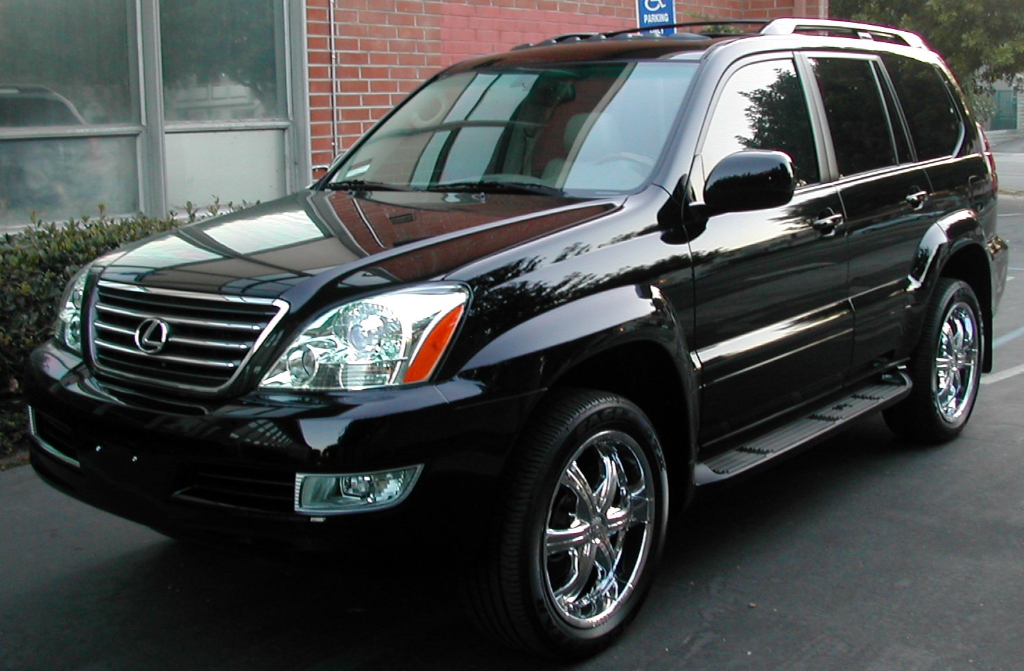 Lexus GX I